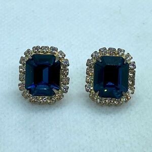 💛 Continental Blue & White Austrian Crystal Earrings